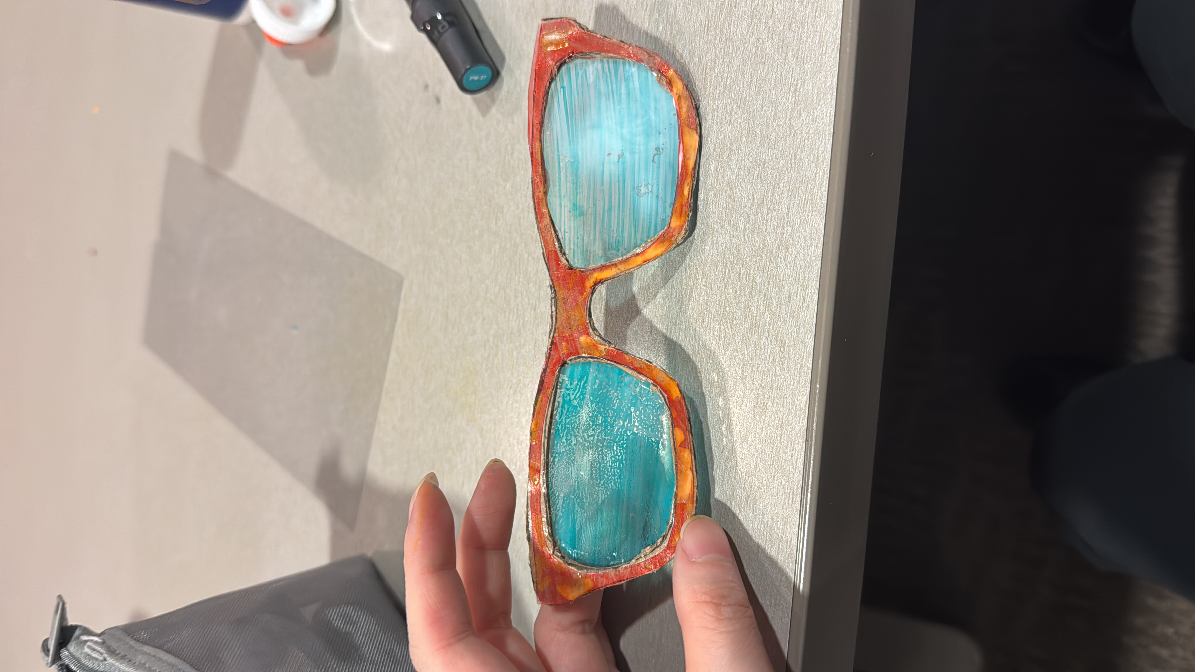 Museum holographic glasses